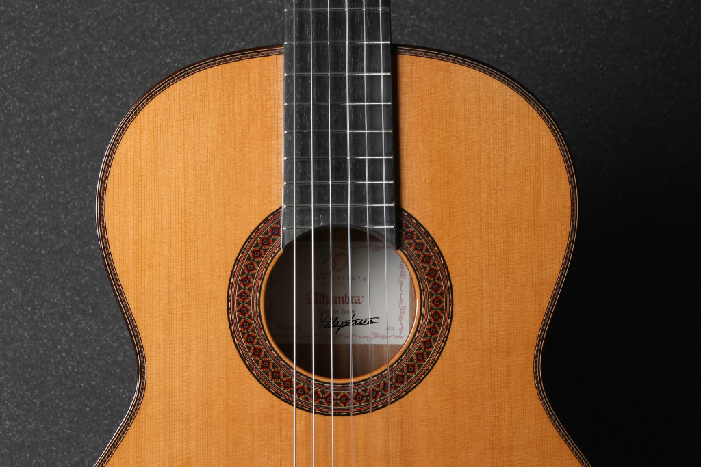 Alhambra 7 C Classic 4/4 Cedre Sapele Eb - Natural - Classical guitar 4/4 size - Variation 2