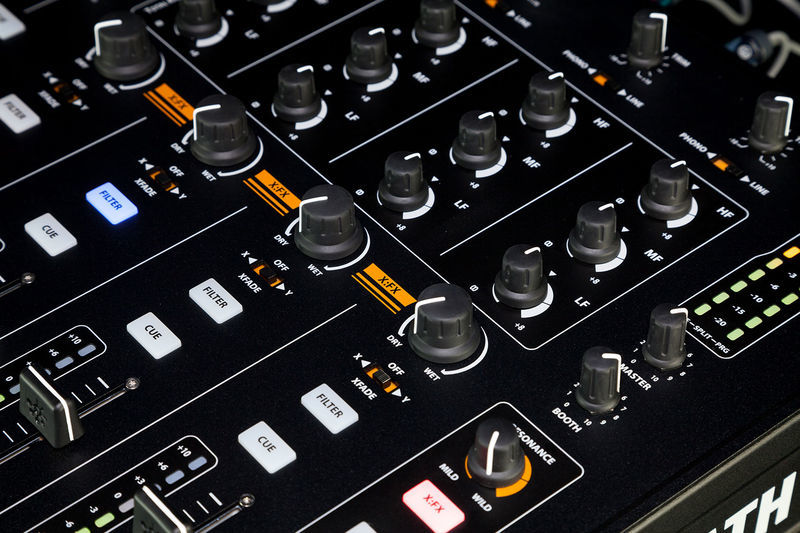 Allen & Heath Xone:43 - DJ mixer - Variation 7