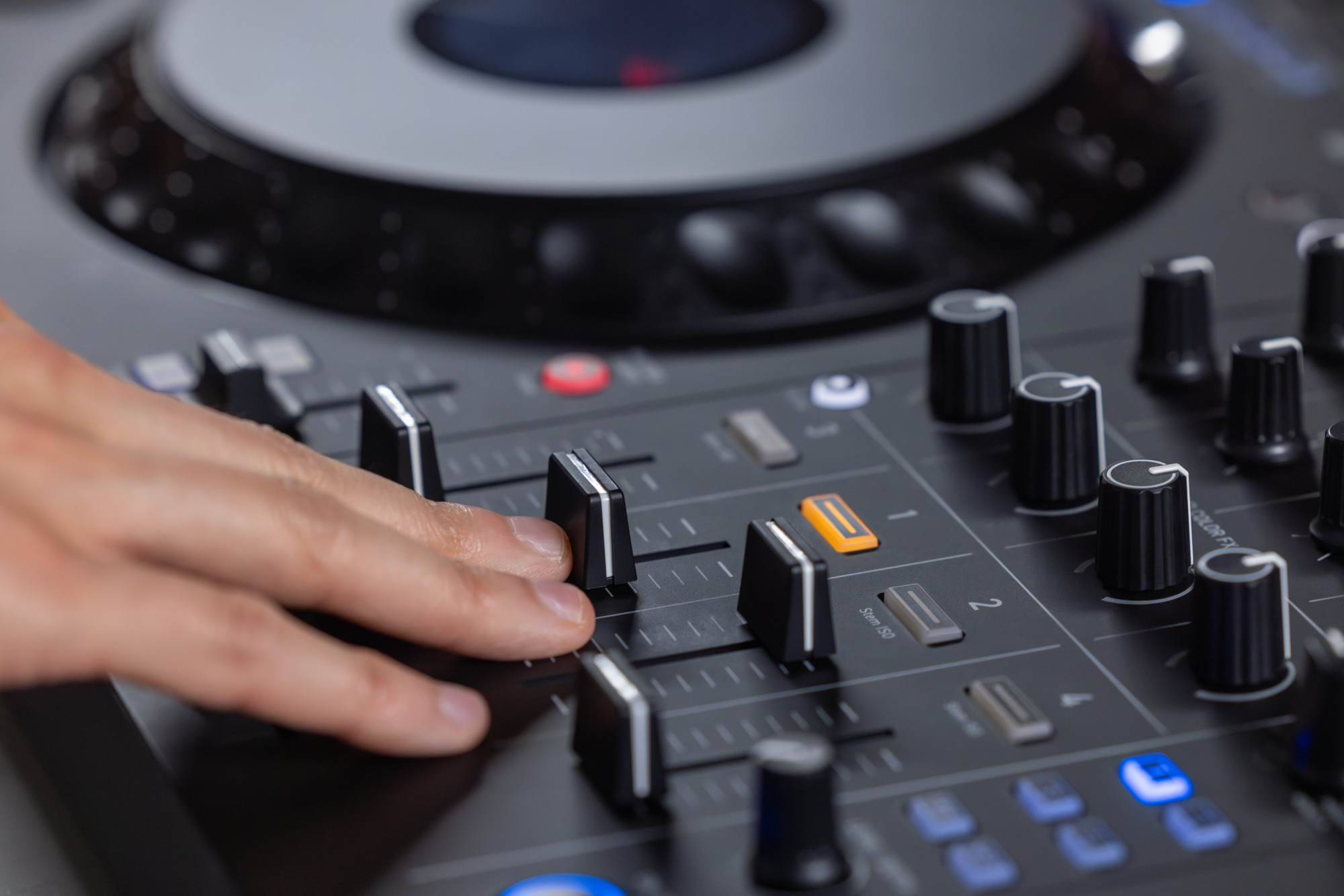 Alphatheta Ddj-grv6 - USB DJ controller - Variation 6