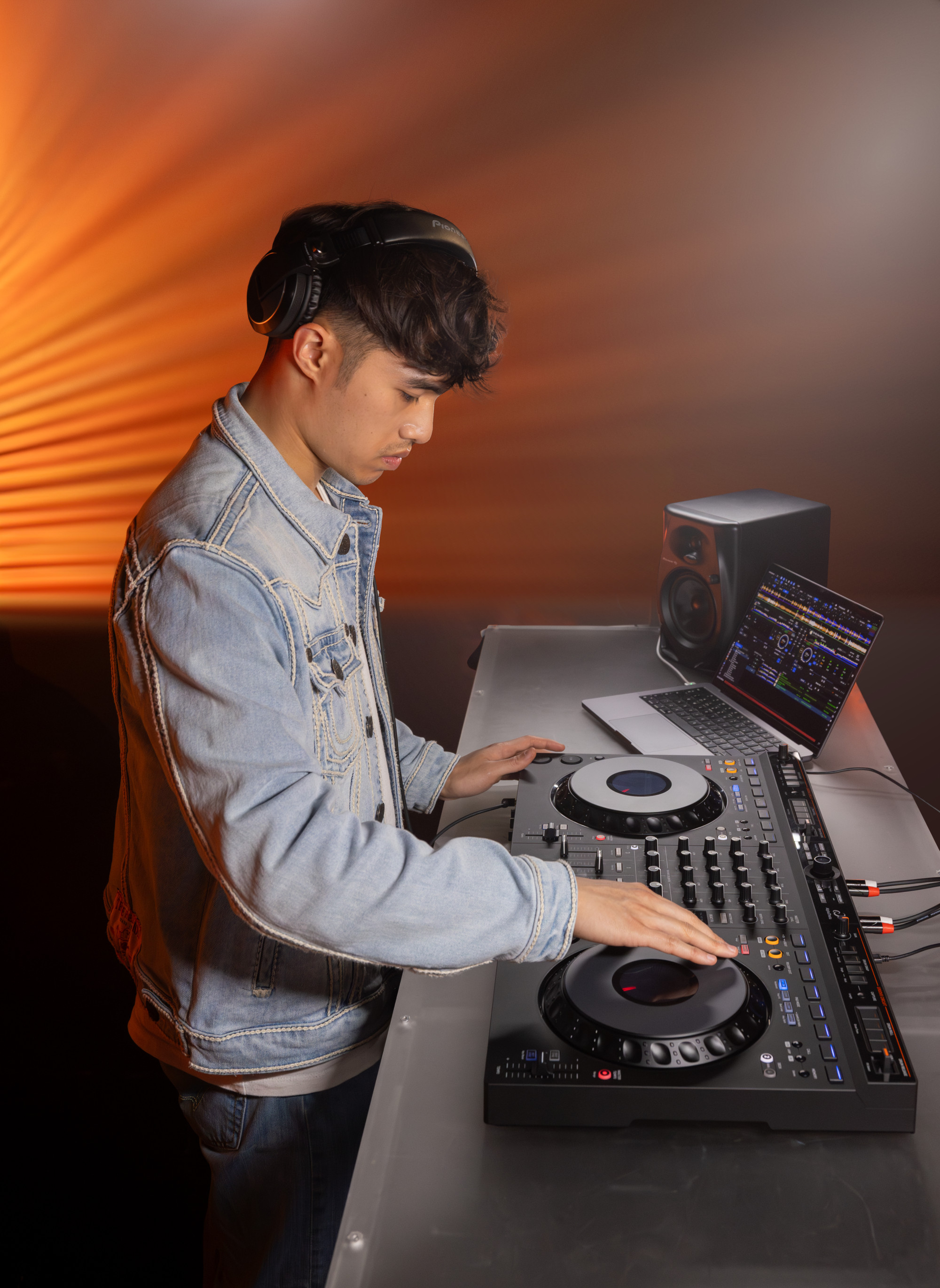 Alphatheta Ddj-grv6 - USB DJ controller - Variation 7