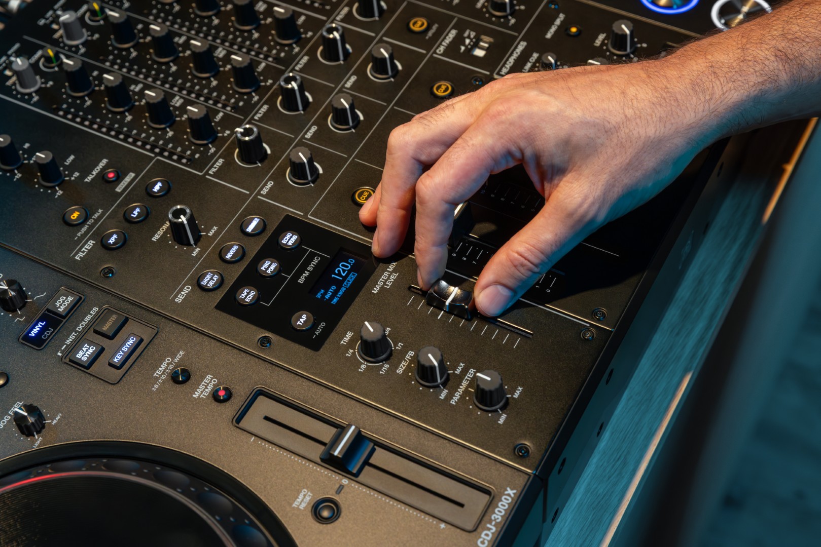 Alphatheta Djm-v5 - DJ mixer - Variation 12