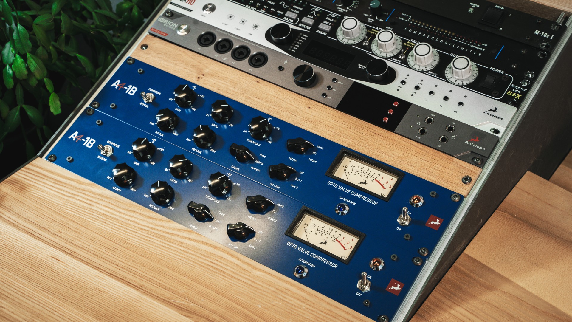 Antelope Audio A4-1b - Kompressor Limiter Gate - Variation 11