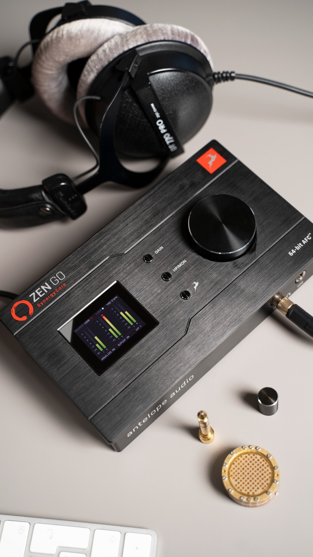 Antelope Audio Zen Tour Synergy Core - Thunderbolt audio interface - Variation 15