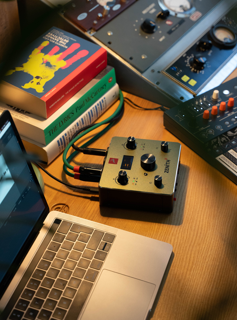 Antelope Audio Zenith 2 - USB audio interface - Variation 11