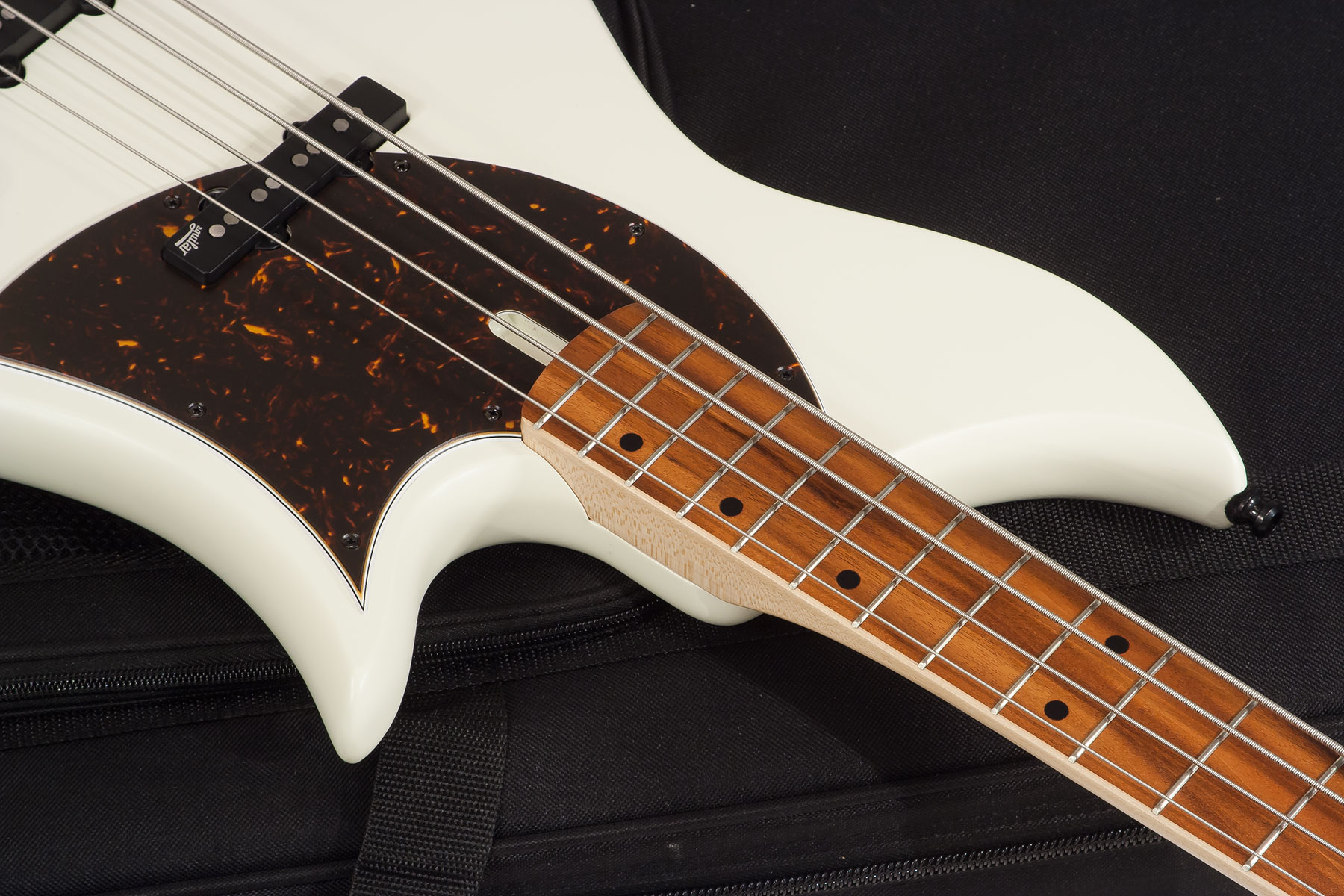 Aquilina Sirius 4 Standard Rw - White - Solid body electric bass - Variation 2