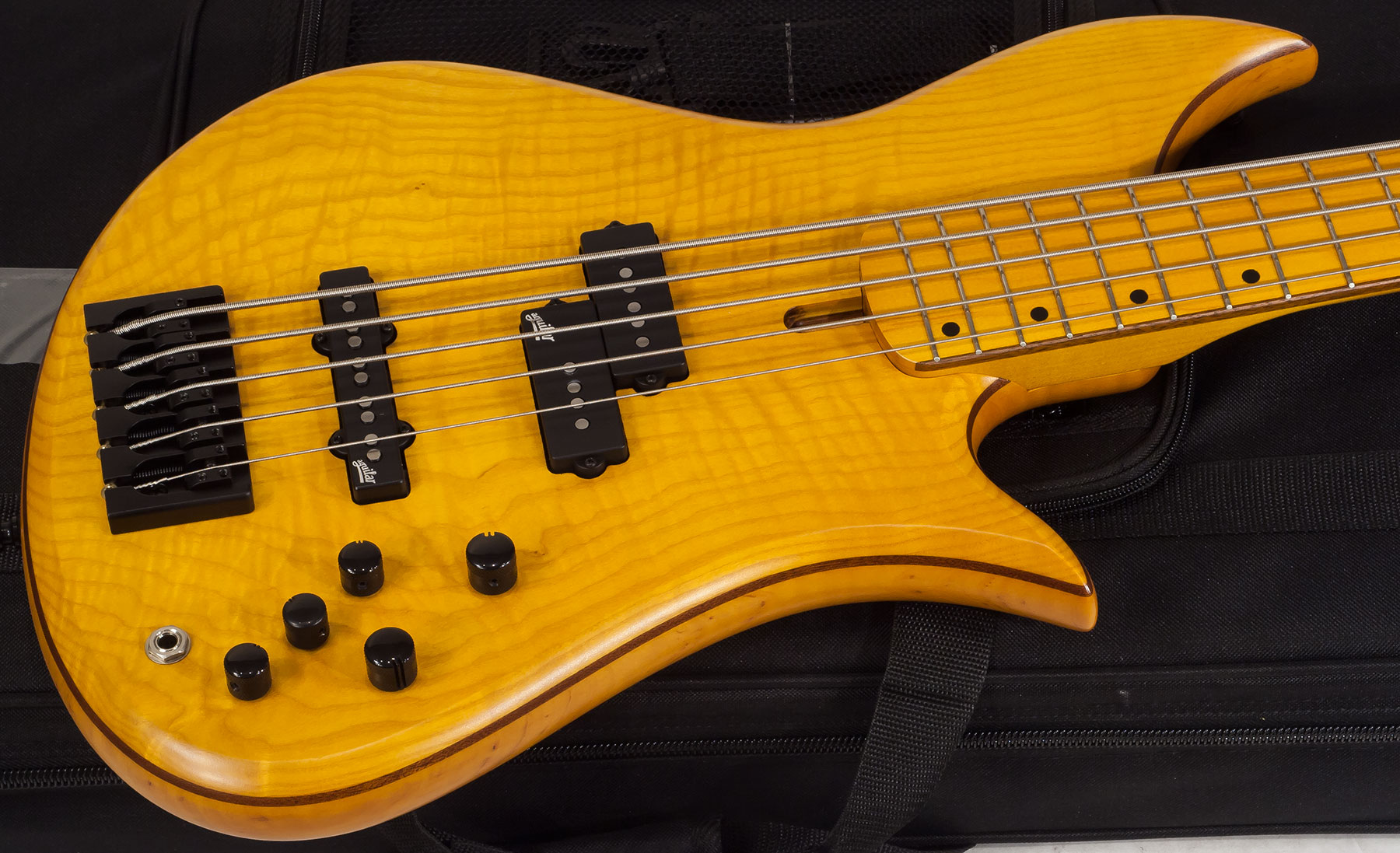 Aquilina Sirius 5 Custom Active Glockenglang Preamp Mn #51834 - Honey - Solid body electric bass - Variation 1