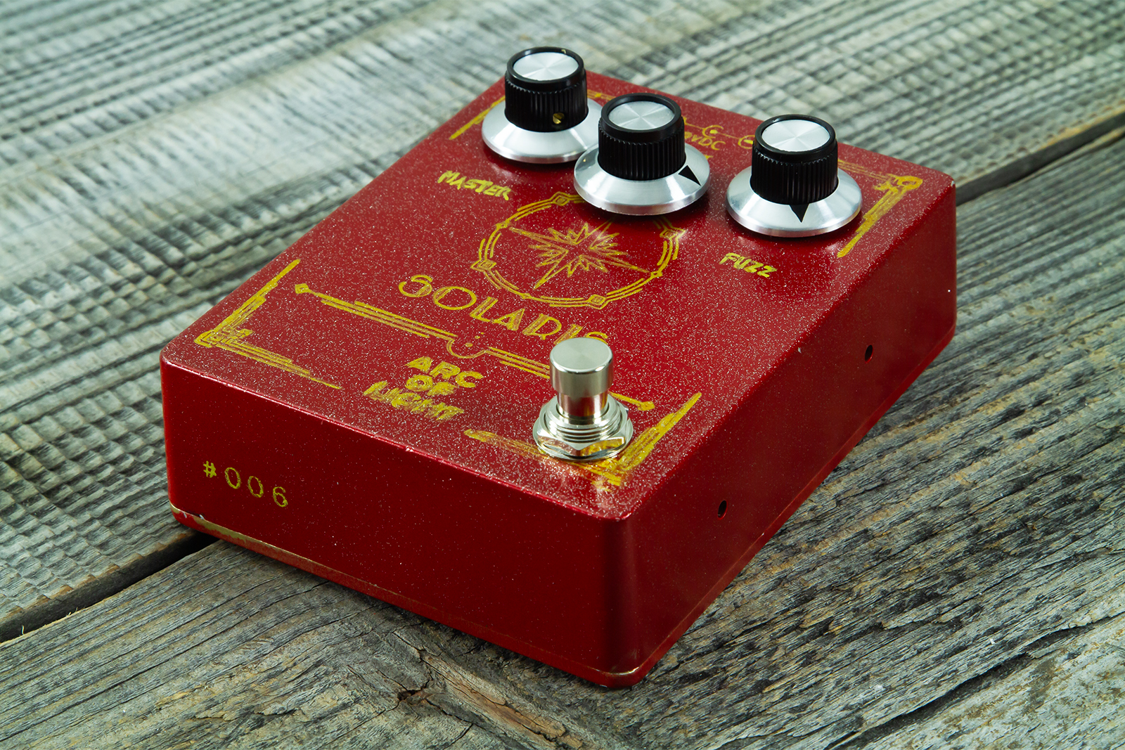 Arc Of Light Solaris Germanium Fuzz Boost Red - Overdrive, distortion & fuzz effect pedal - Variation 2