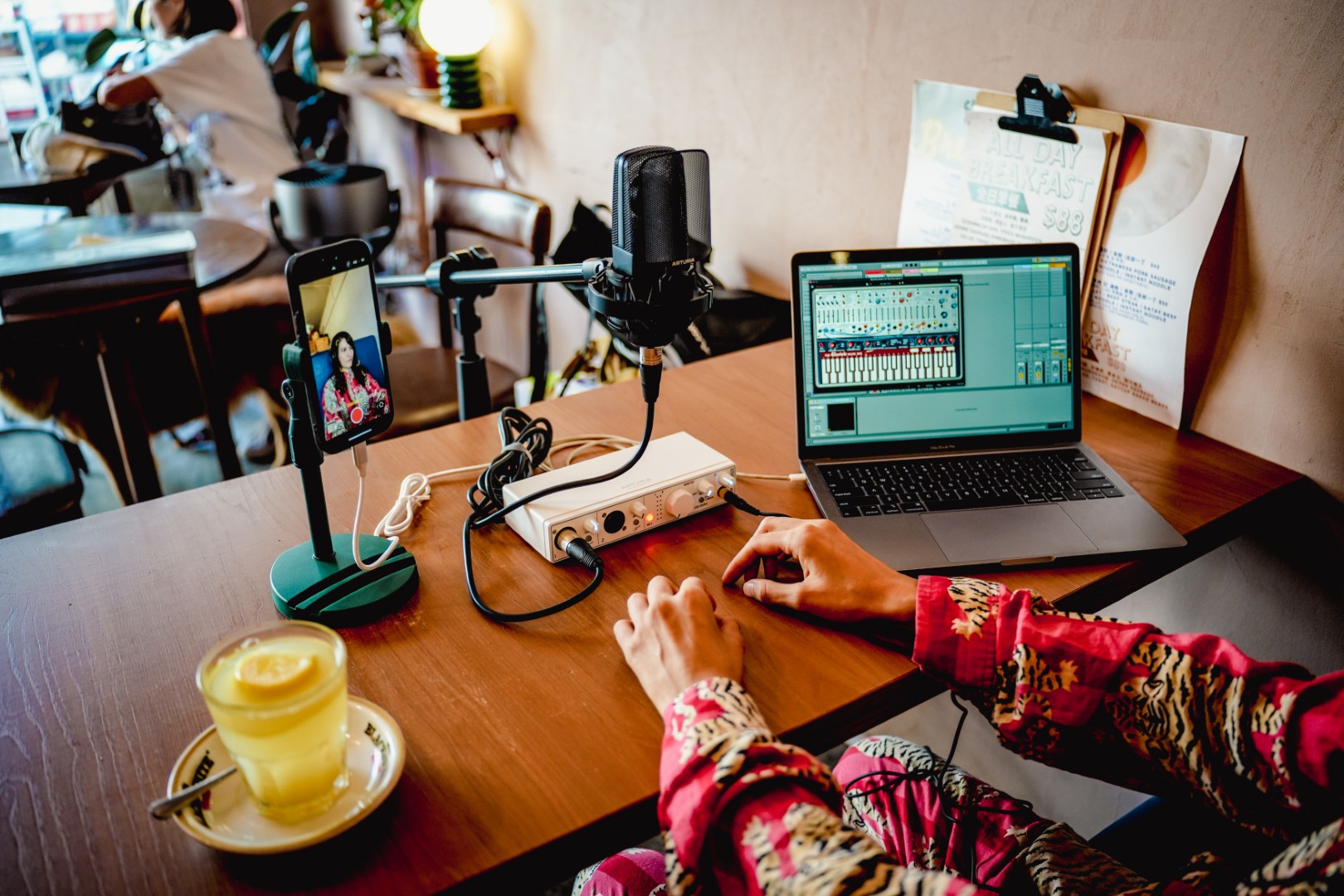 Arturia Minifuse 2 Otg - USB audio interface - Variation 5