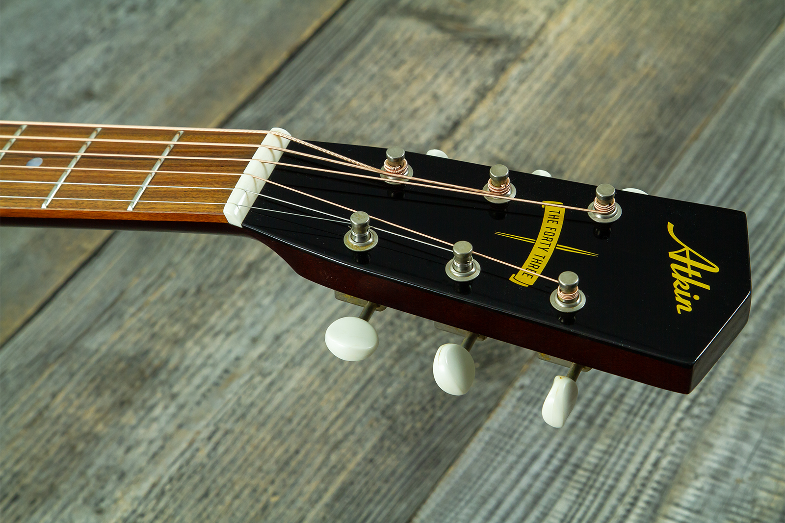 Atkin Custom Shop J43 Dreadnought Shsc Epicea Acajou Rw #4411 - Aged Sunburst - Folk guitar - Variation 6