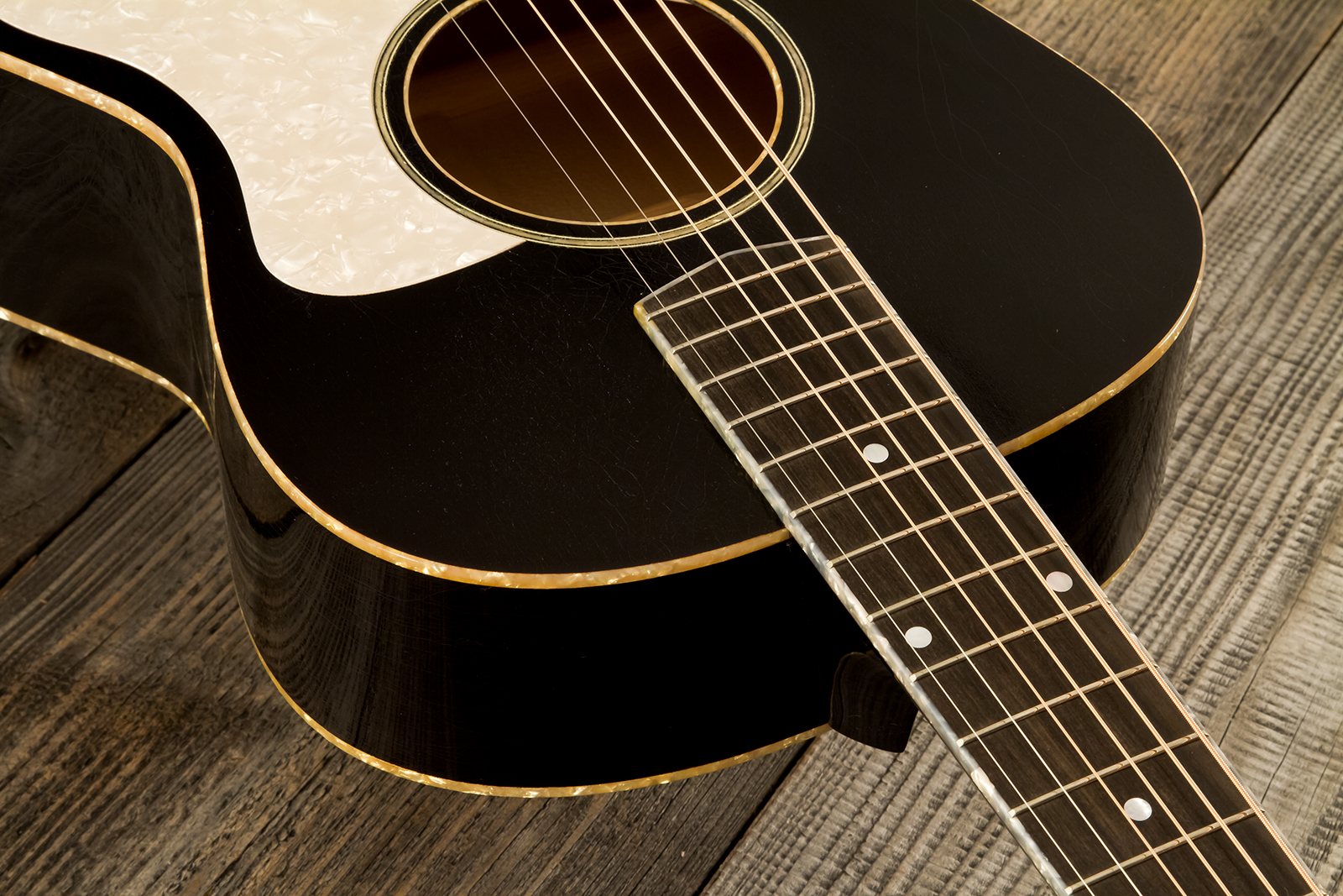 Atkin The Thirty Six Black Pearl Slope Shoulder Parlor Epicea Erable Eb #3856 - Black Pearl - Folk guitar - Variation 4