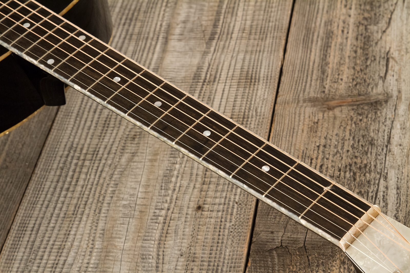 Atkin The Thirty Six Black Pearl Slope Shoulder Parlor Epicea Erable Eb #3856 - Black Pearl - Folk guitar - Variation 5