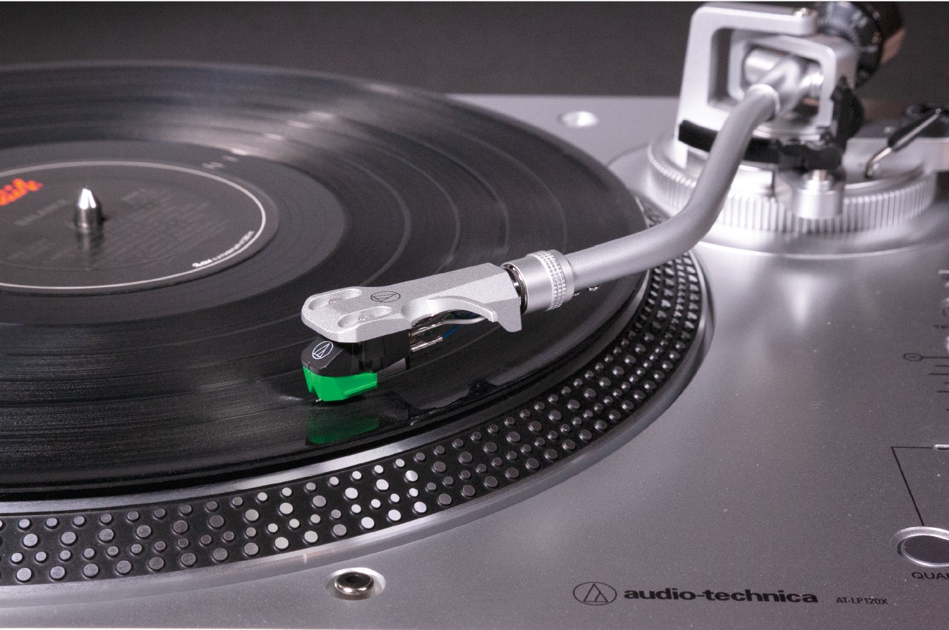 Audio-Technica AT-LP120-USB Professional Vinyl DJ Turntable HD