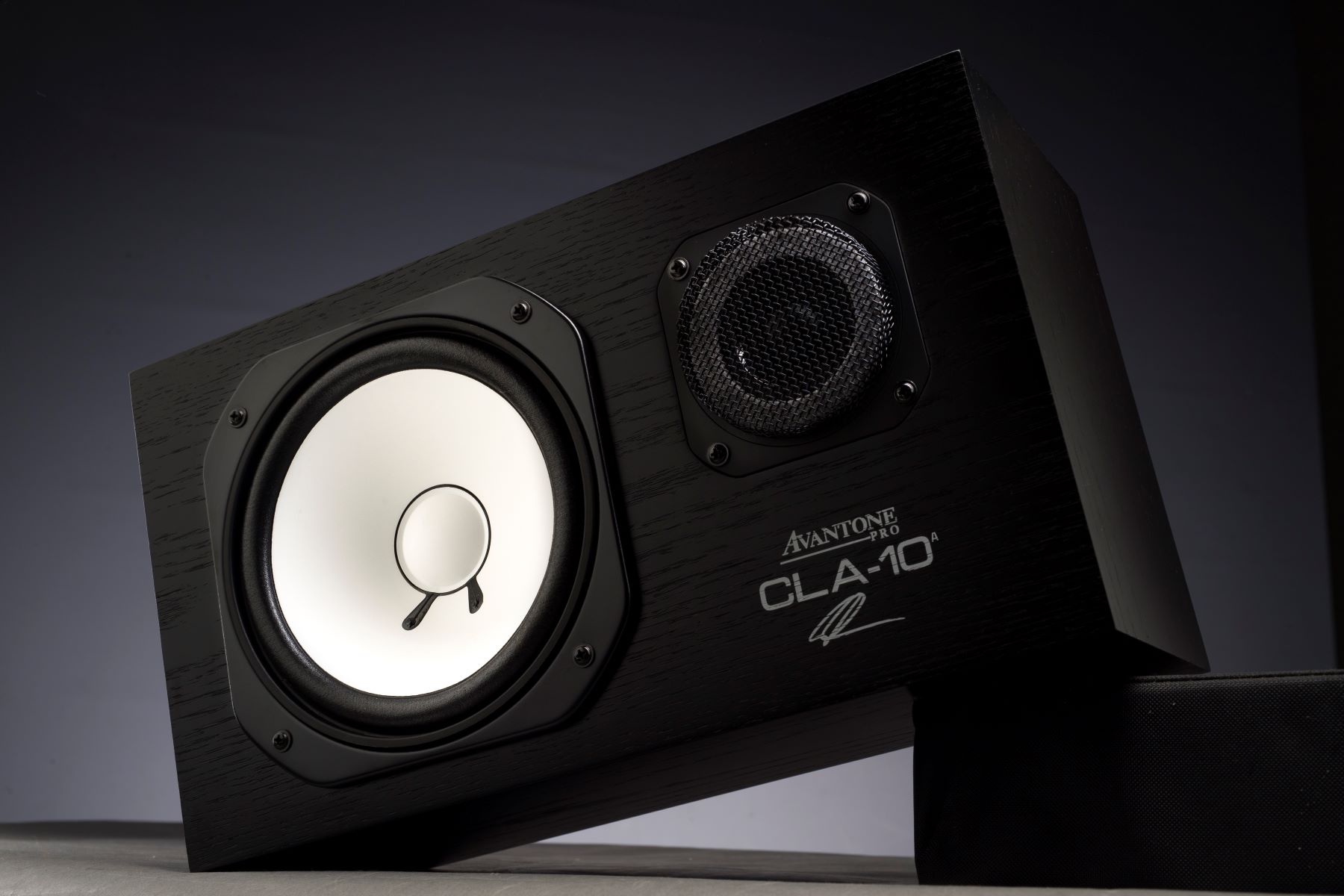 Avantone Pro Cla-10a - La Paire - Active studio monitor - Variation 5