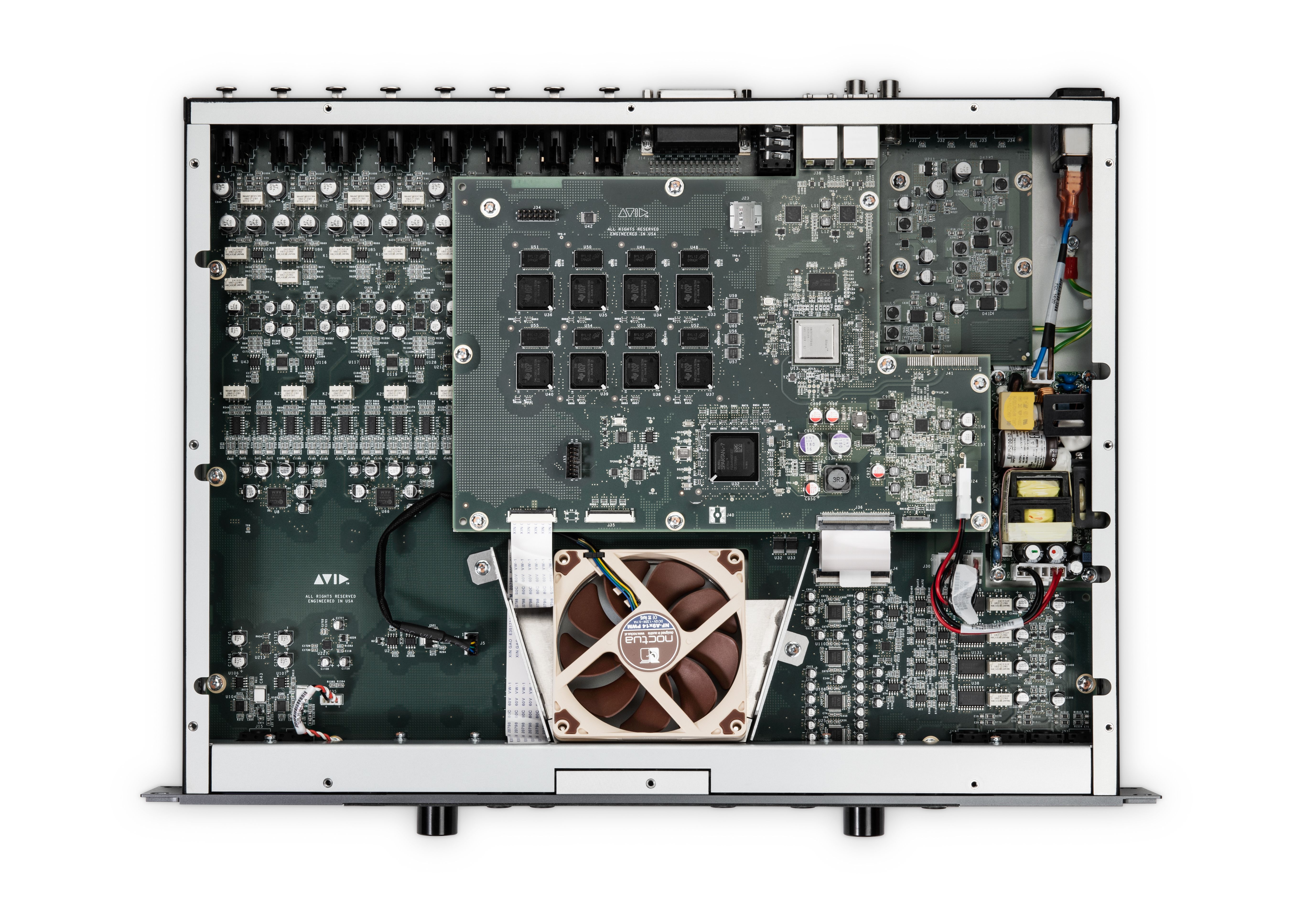 Avid Carbon - Avid interfaces and controllers - Variation 3