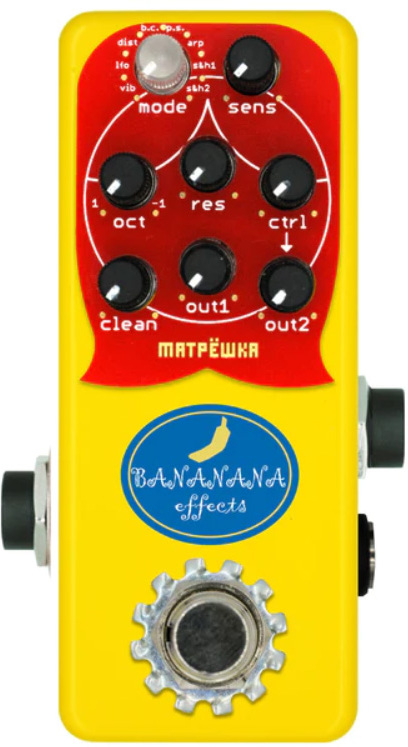 Bananana Effects Matryoshka Bass Synth - Modulation, chorus, flanger, phaser & tremolo effect pedal for bass - Main picture