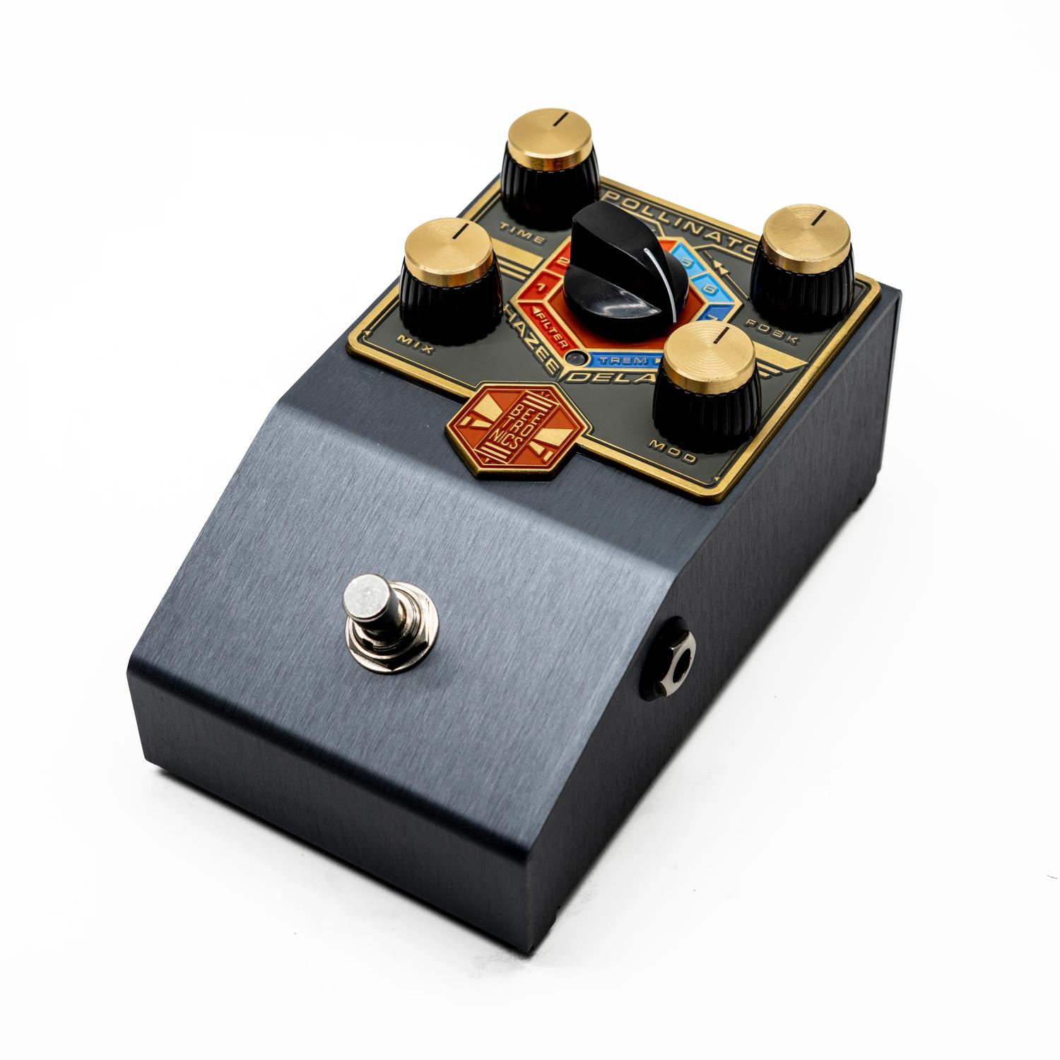 Beetronics Pollinator Hazee Delay - Reverb, delay & echo effect pedal - Variation 1