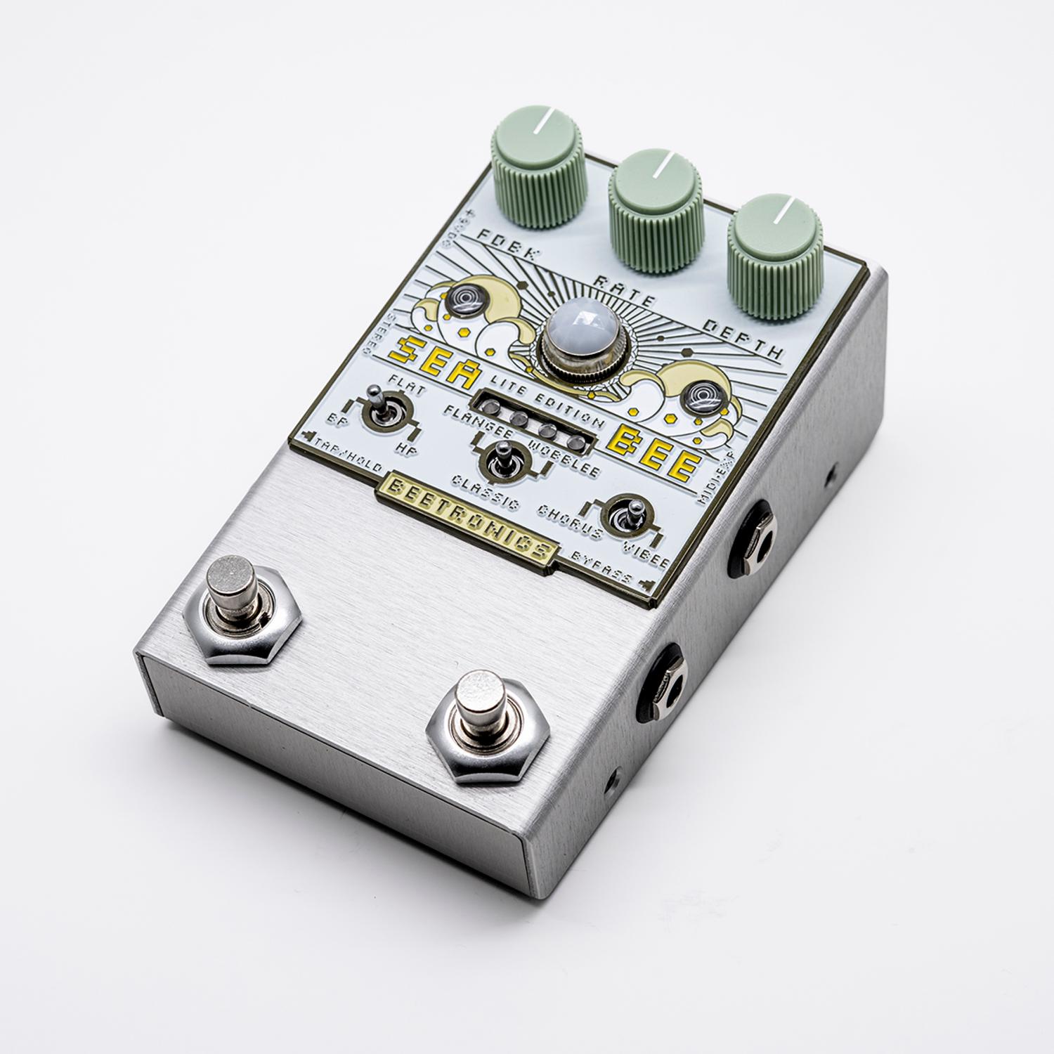 Beetronics Seabee Lite Cream Chorus - Modulation, chorus, flanger, phaser & tremolo effect pedal - Variation 1