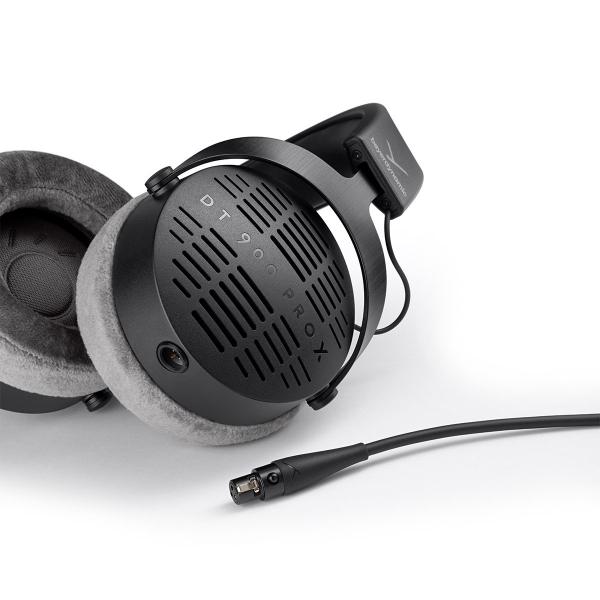 Open headphones Beyerdynamic DT 900 PRO X
