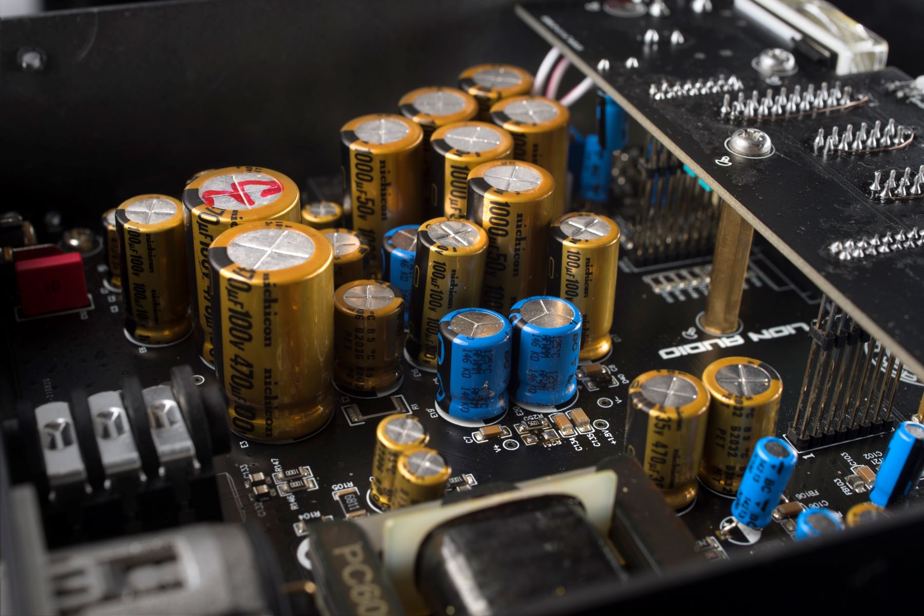 Black Lion Audio Auteur Dt - Preamp - Variation 7