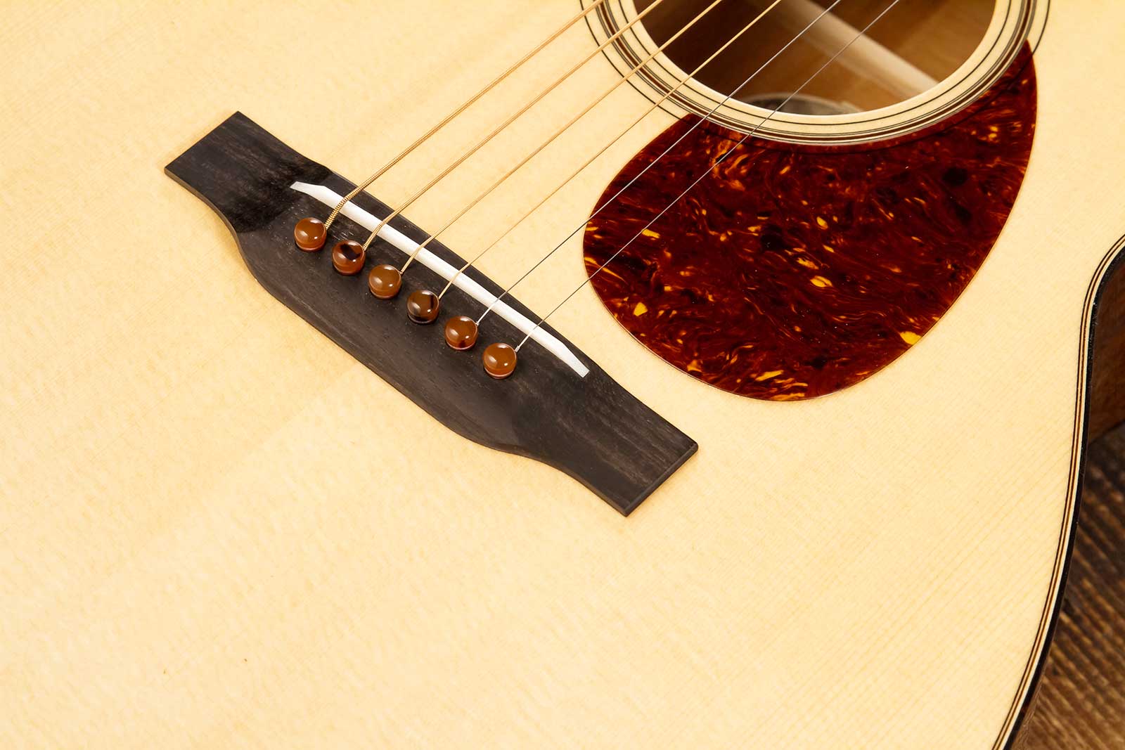 Collings 001 14-fret Traditional Grand Concert Epicea Acajou Eb #34443 - Natural - Folk guitar - Variation 5