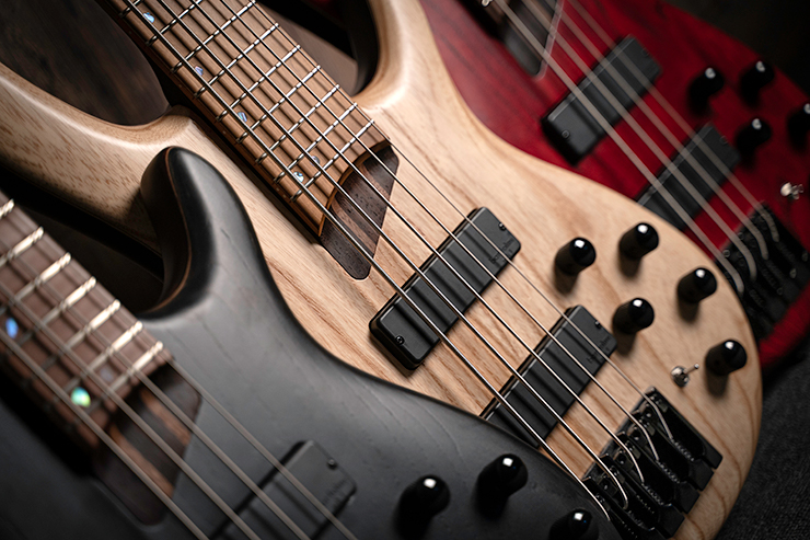 Cort B4 Element Artisan Active Bartolini Mn - Open Pore Natural - Solid body electric bass - Variation 1