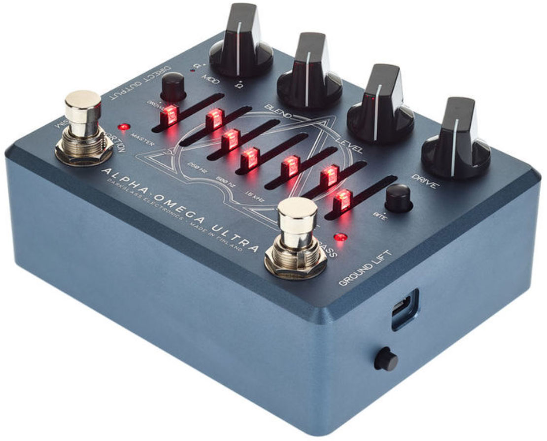 Darkglass Alpha Omega Ultra V2 Aux-in Bass Preamp - Overdrive, distortion, fuzz effect pedal for bass - Variation 1