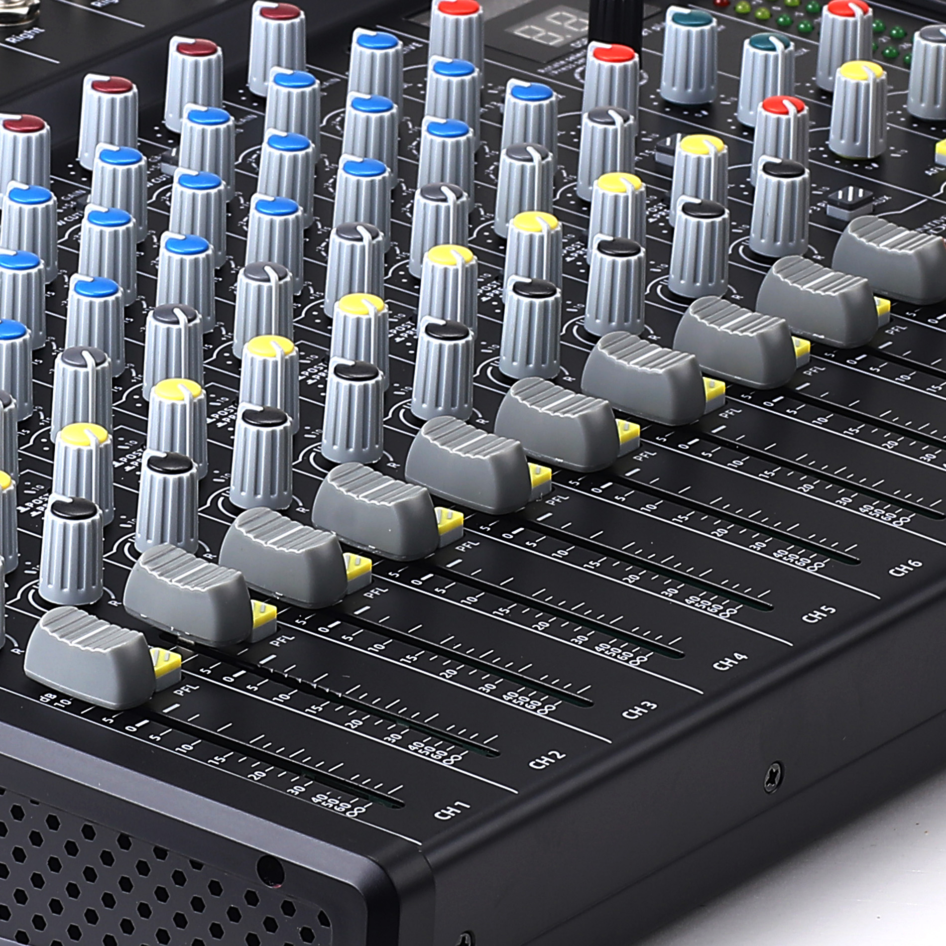 Definitive Audio Tml 8 Bu Dsp - Analog mixing desk - Variation 5