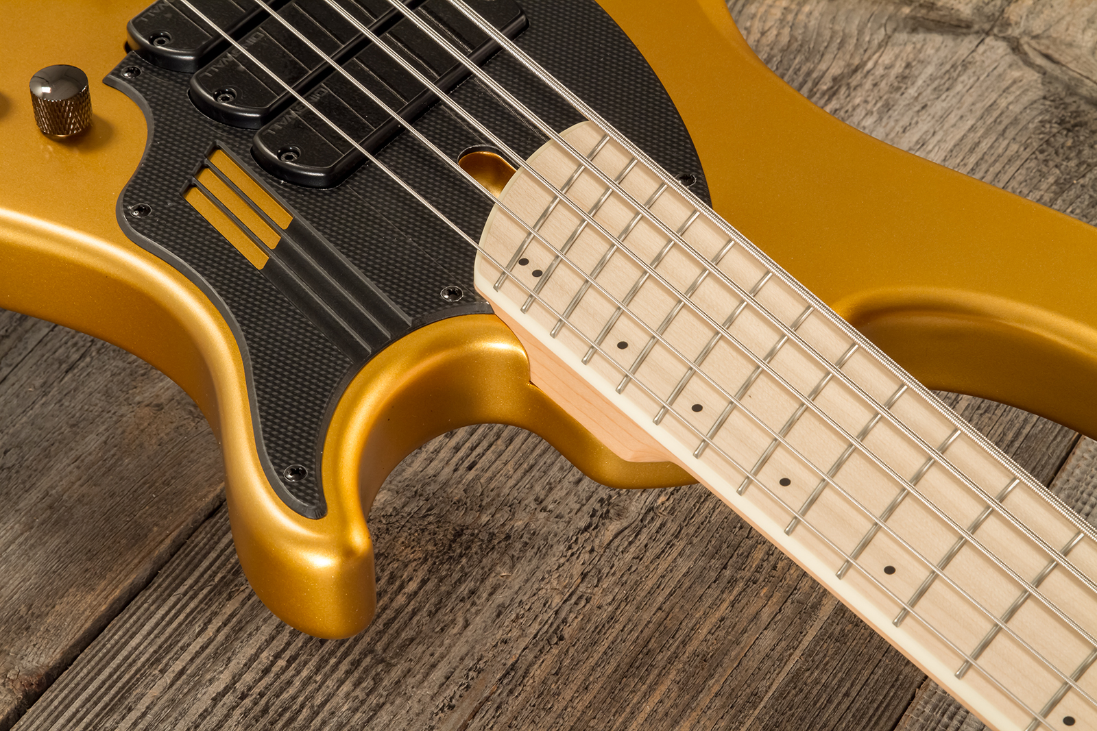 Dingwall Adam Nolly Getgood Ng3 5c Signature 3pu Active Mn - Gold Matte - Solid body electric bass - Variation 5