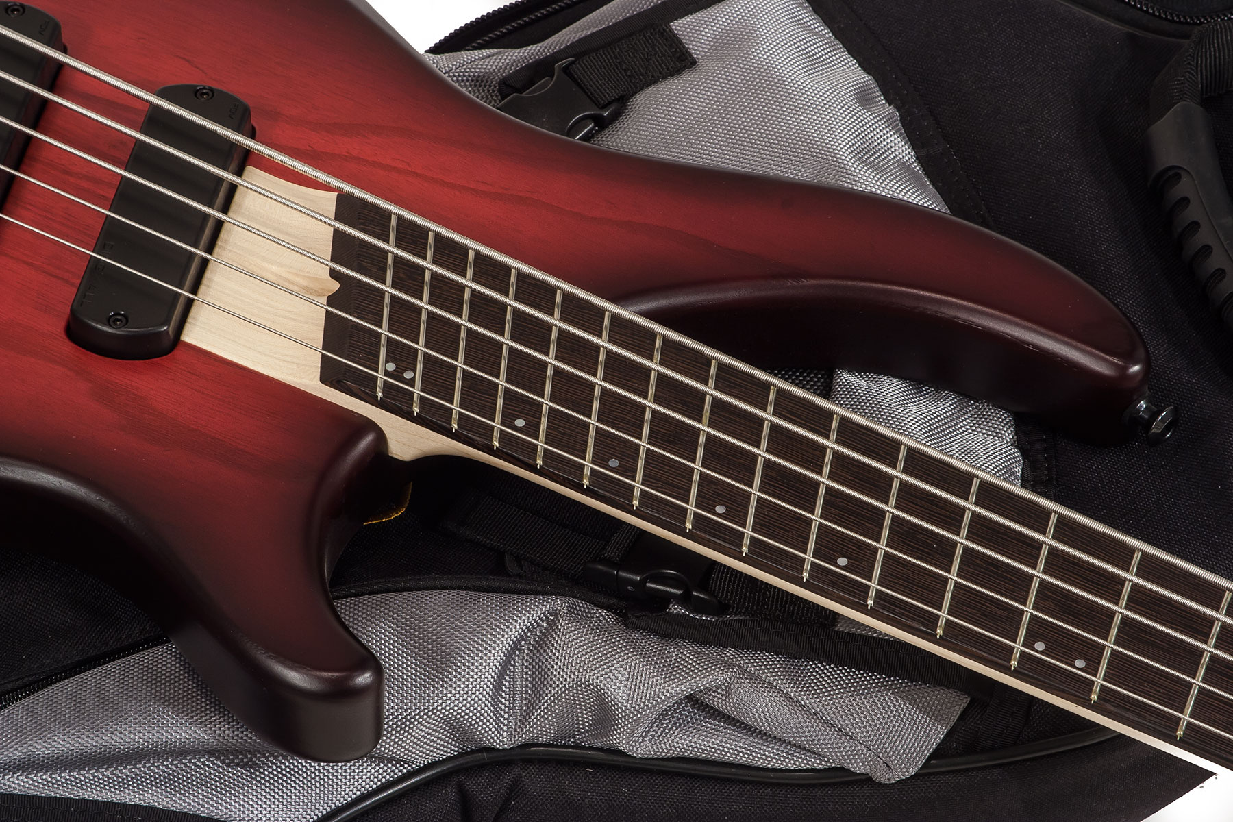 Dingwall Afterburner Abz 5 2-pickups Wen +housse - Trans Redburst Satin - Solid body electric bass - Variation 2