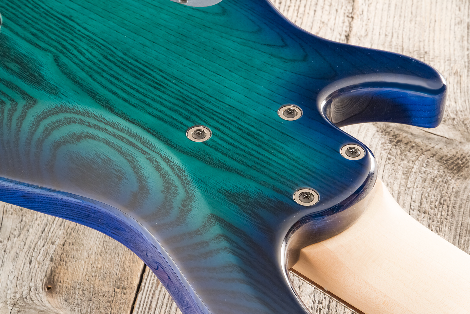 Dingwall Combustion Cb3 6c 3pu Active Pf - Whalepool Burst - Solid body electric bass - Variation 8