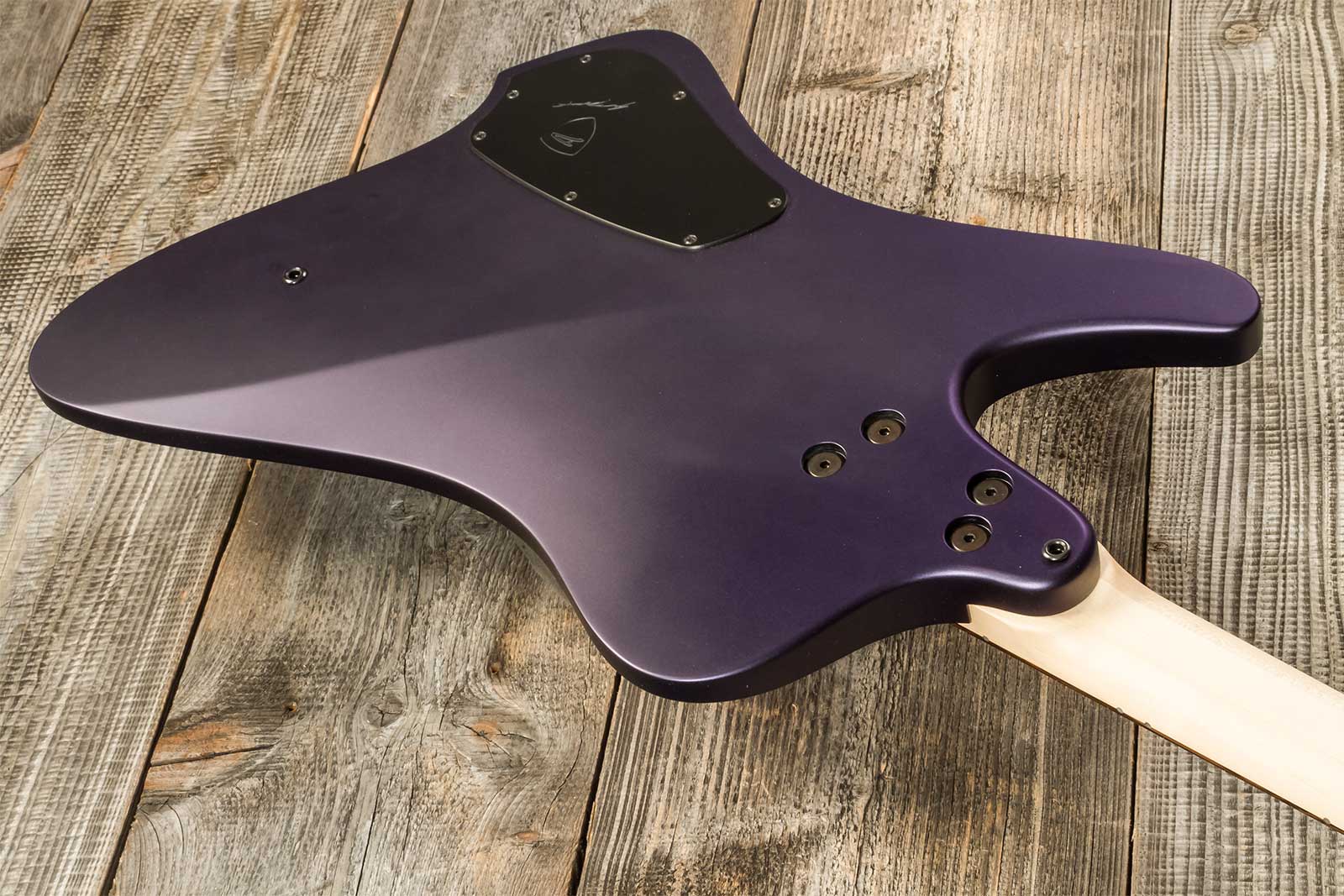Dingwall Custom Shop D-roc 4c 3-pickups Wen #6982 - Purple To Faded Black - Solid body electric bass - Variation 4