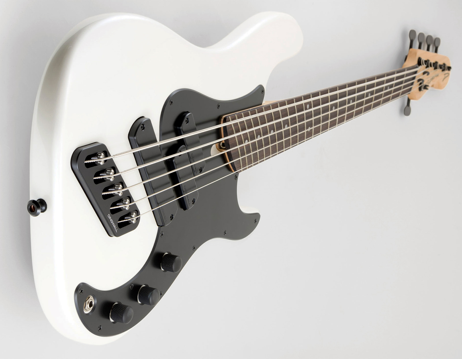 Dingwall Super P Sp1 5c Rw - Gloss Ducati Pearl White - Solid body electric bass - Variation 1