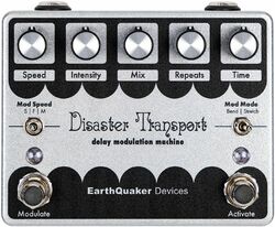 Reverb, delay & echo effect pedal Earthquaker Disaster Transport Legacy Reissue