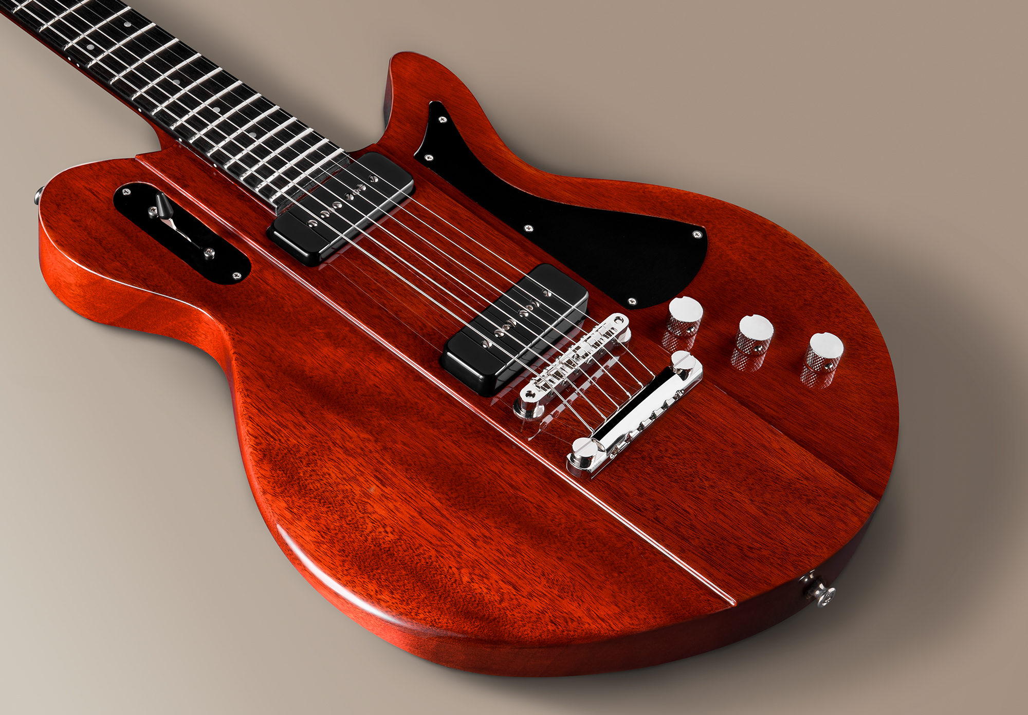 Eastman Juliet 2p90 Ht Eb - Truetone Gloss Vintage Red - Retro rock electric guitar - Variation 2