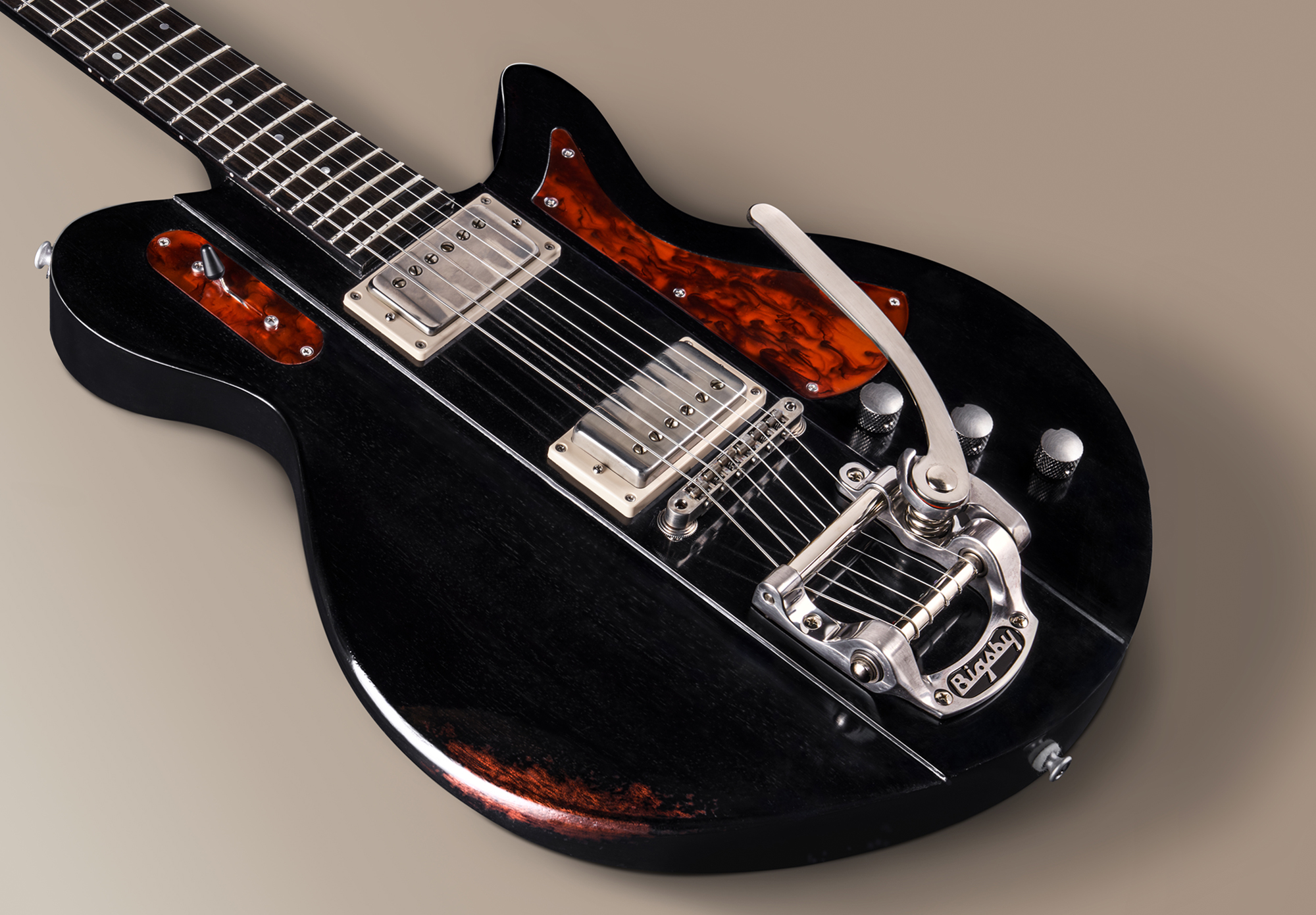 Eastman Juliet Bigsby Hh Trem Eb - Antique Varnish Black - Retro rock electric guitar - Variation 2