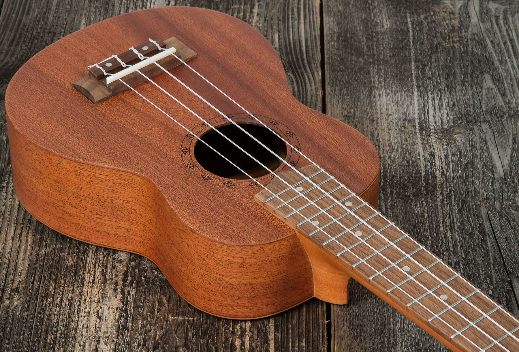 Eastone E11c21 Soprano Tout Sapele Son - Natural Matte - Ukulele - Variation 1