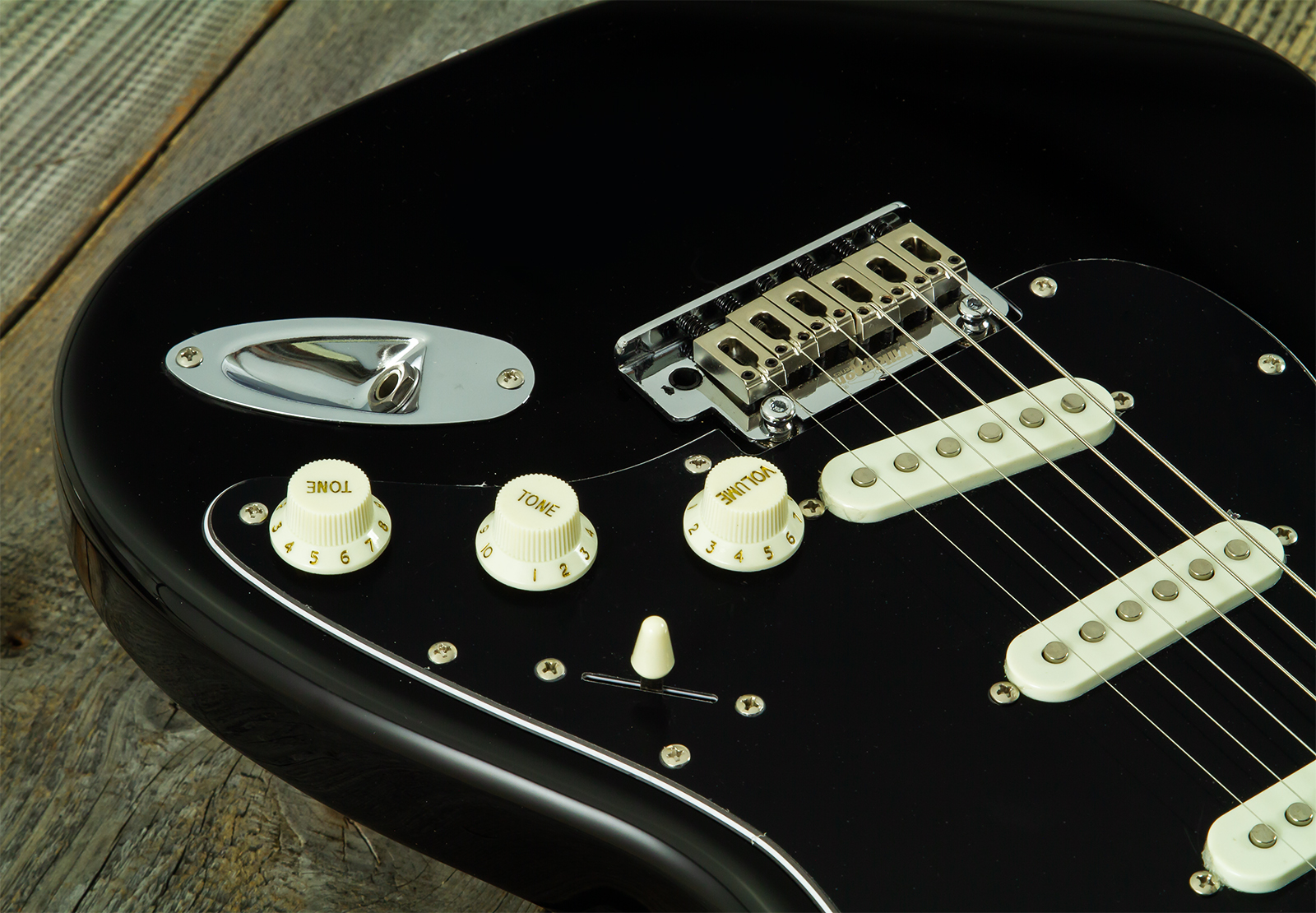 Eastone St100r-blk-mn 3s Trem Mn - Black - Str shape electric guitar - Variation 3