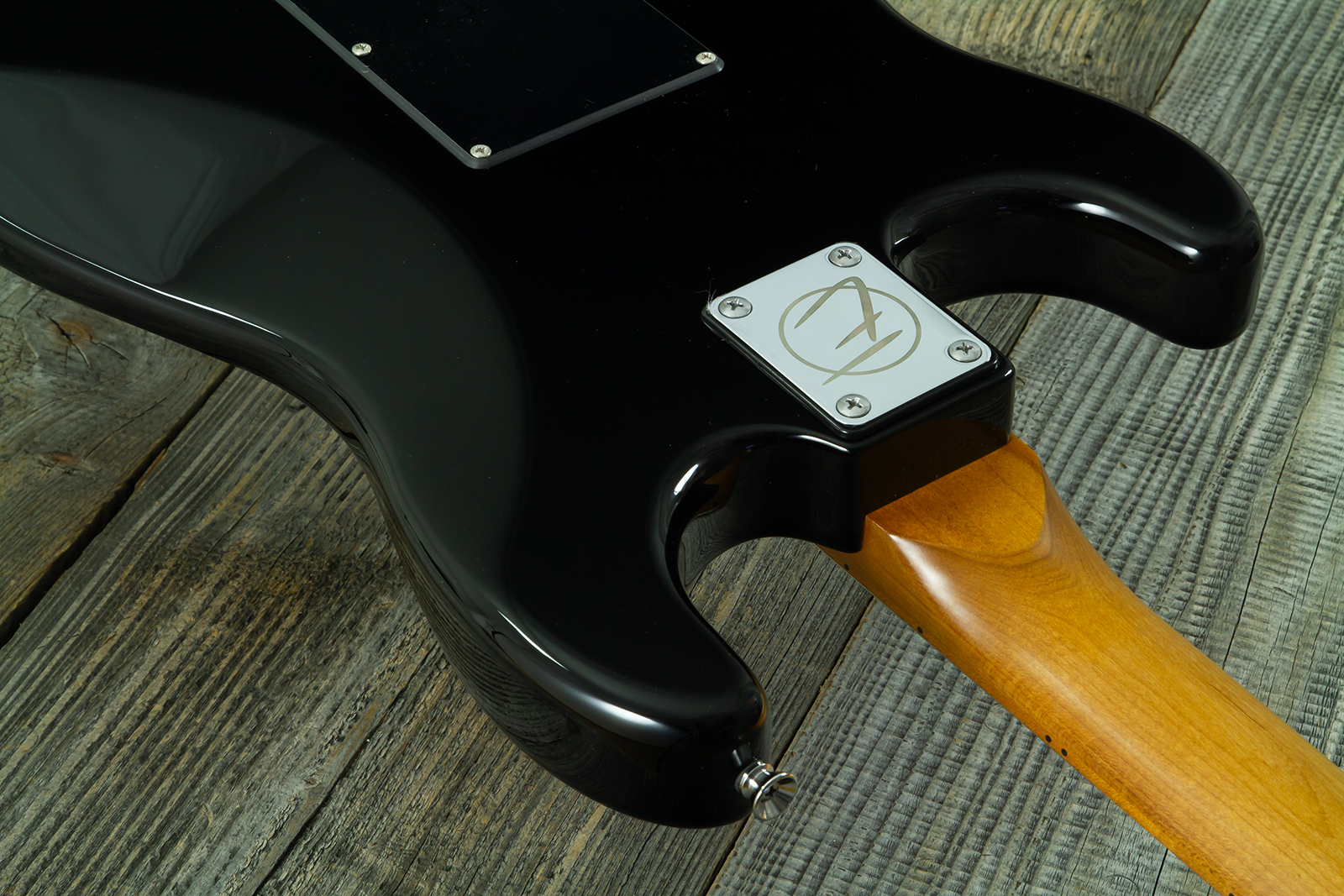 Eastone St150r-blk-rw + X-tone Xt10s Combo +cable +mediators +clip-on Tuner +housse - Black - Electric guitar set - Variation 5