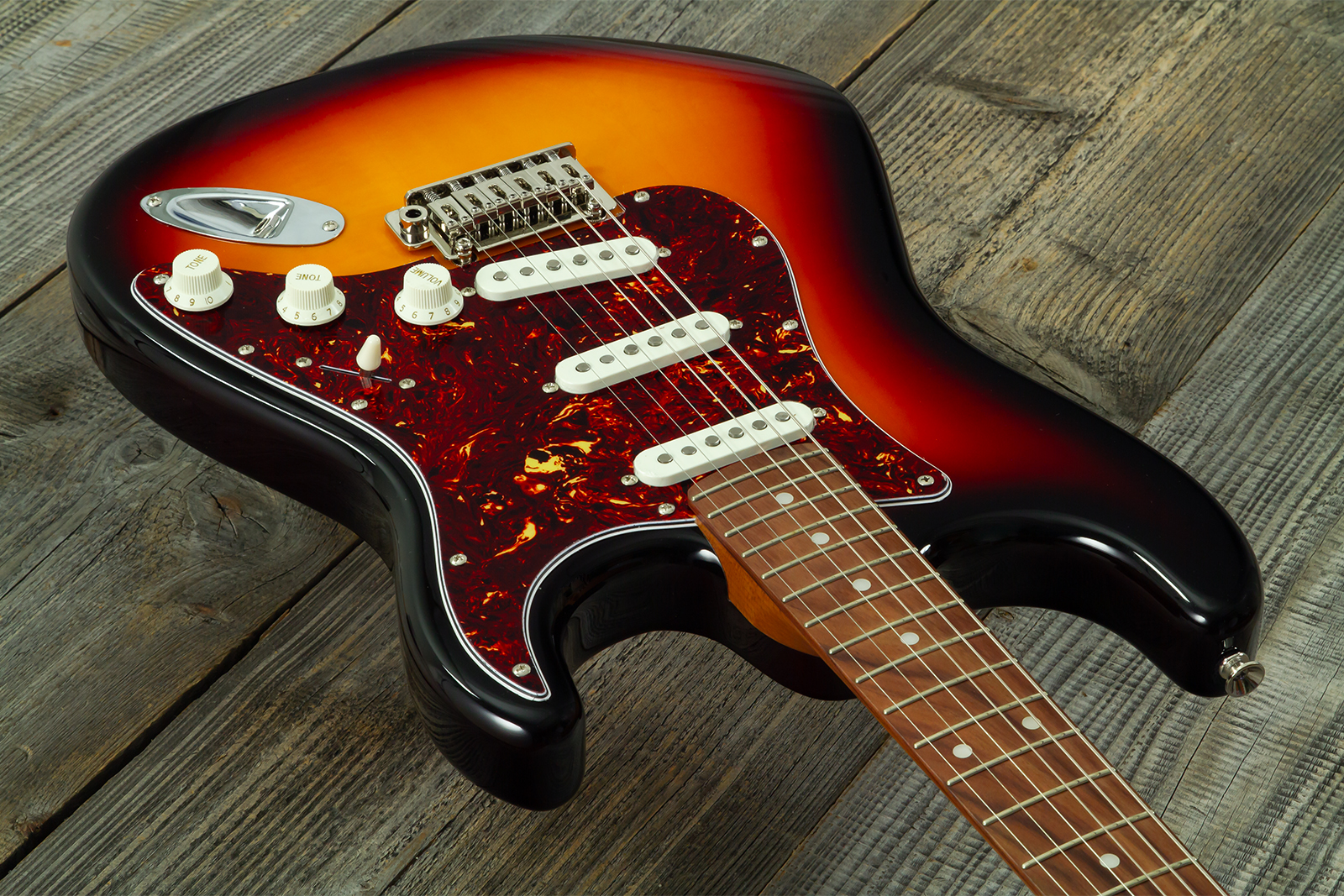 Eastone St500r-fs2t-rw 3s Trem Rw - 2-tone Burst - Str shape electric guitar - Variation 2