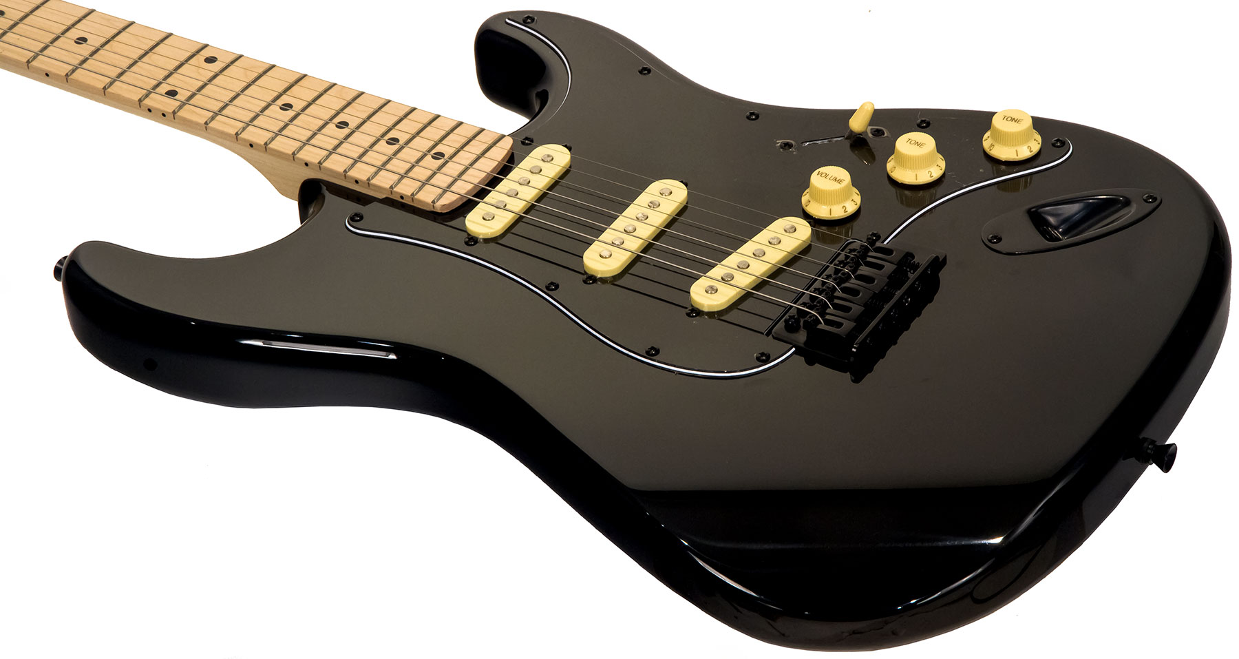 Eastone Str70 Gil Sss Trem Mn - Black - Str shape electric guitar - Variation 2