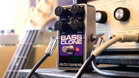 Electro Harmonix Bass Clone Chorus 2016 - Modulation, chorus, flanger, phaser & tremolo effect pedal for bass - Variation 2