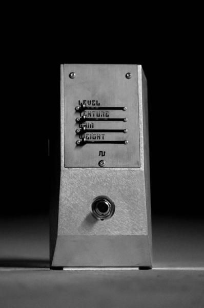 Overdrive, distortion & fuzz effect pedal Electronic audio experiments 0xEAE FUZZ