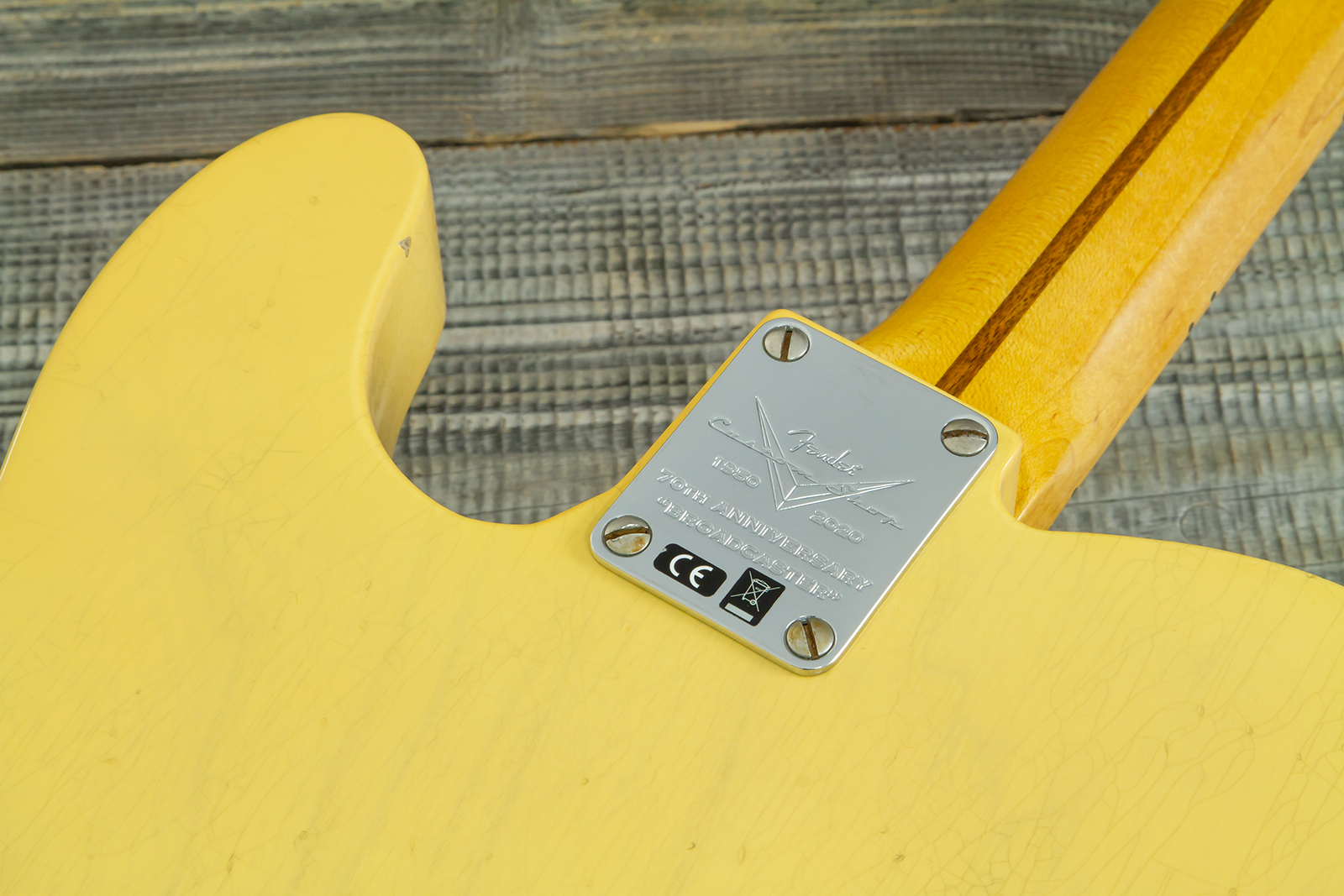 Fender Custom Shop Broadcaster Tele 70th Ann. Ltd Mn #r106019 - Journeyman Relic Nocaster Blonde - Tel shape electric guitar - Variation 13