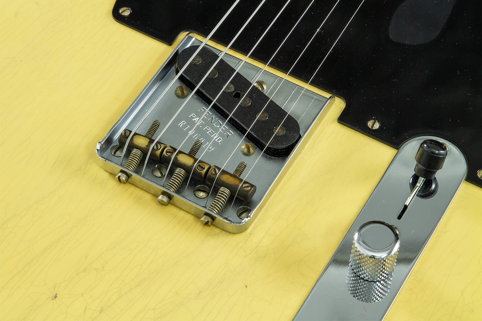 Fender Custom Shop Broadcaster Tele 70th Ann. Ltd Mn #r106019 - Journeyman Relic Nocaster Blonde - Tel shape electric guitar - Variation 7