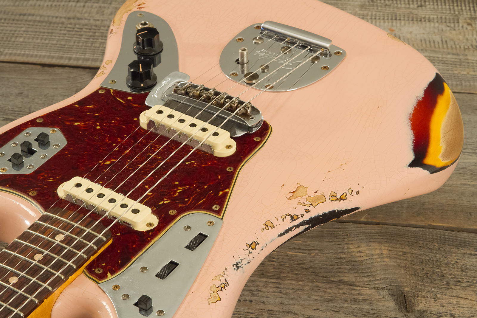 Fender Custom Shop Jaguar 1962 Shsc 2s Trem Rw #r141280 - Heavy Relic Shell Pink O. 3-color Sunburst - Retro rock electric guitar - Variation 3
