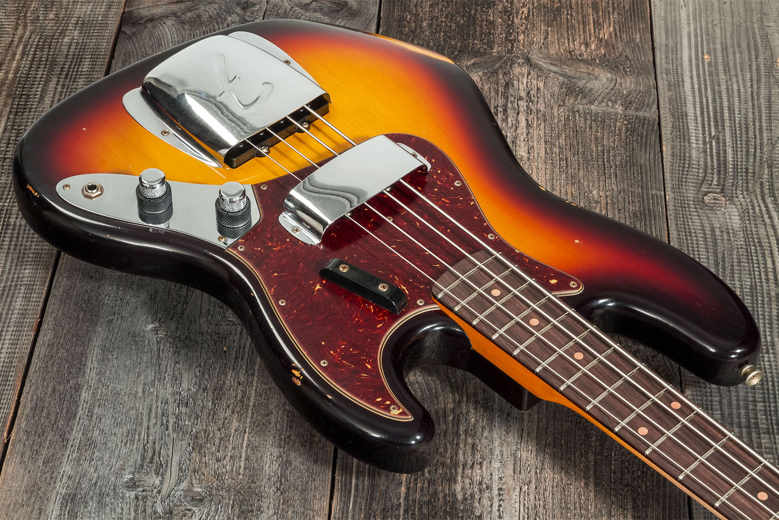 Fender Custom Shop  Jazz Bass 1962 Rw #cz569015 - Relic 3-color Sunburst - Solid body electric bass - Variation 2