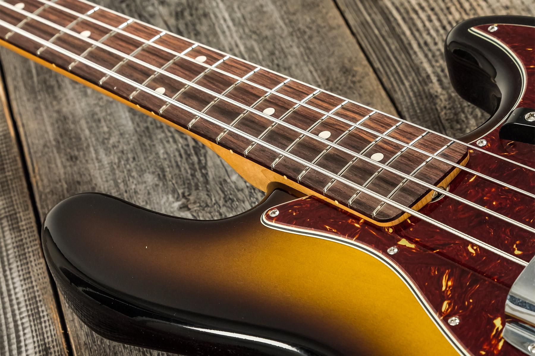Fender Custom Shop Jazz Bass 1964 Rw #r126513 - Closet Classic 2-color Sunburst - Solid body electric bass - Variation 4