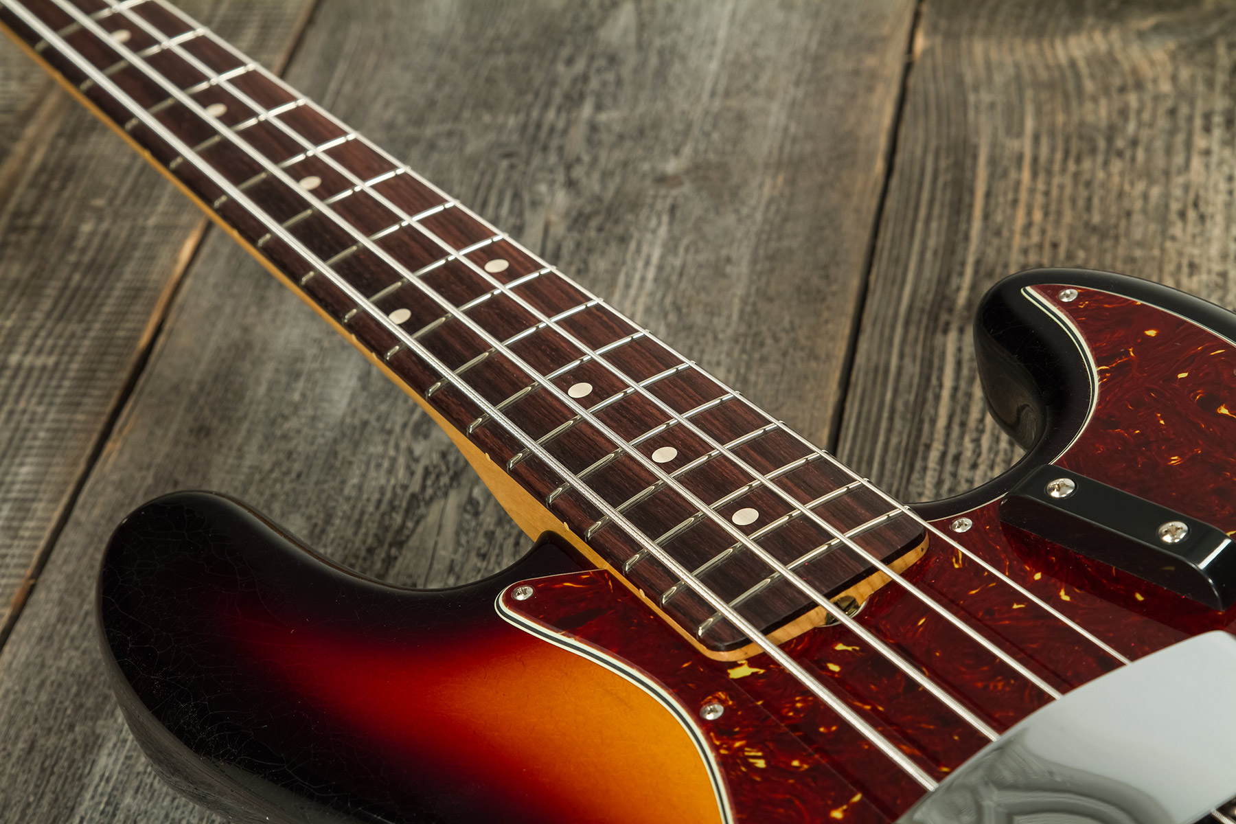 Fender Custom Shop Jazz Bass 1964 Rw #r129293 - Closet Classic 3-color Sunburst - Solid body electric bass - Variation 4