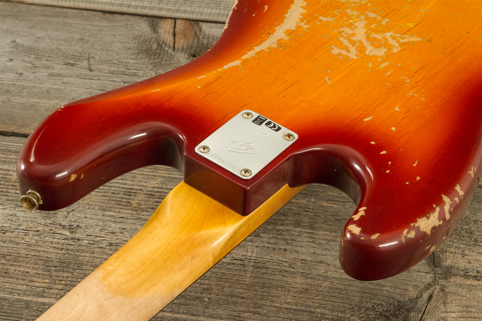 Fender Custom Shop Jazzbass 1964 Rw #r137642 - Heavy Relic Cherry Sunburst - Solid body electric bass - Variation 8
