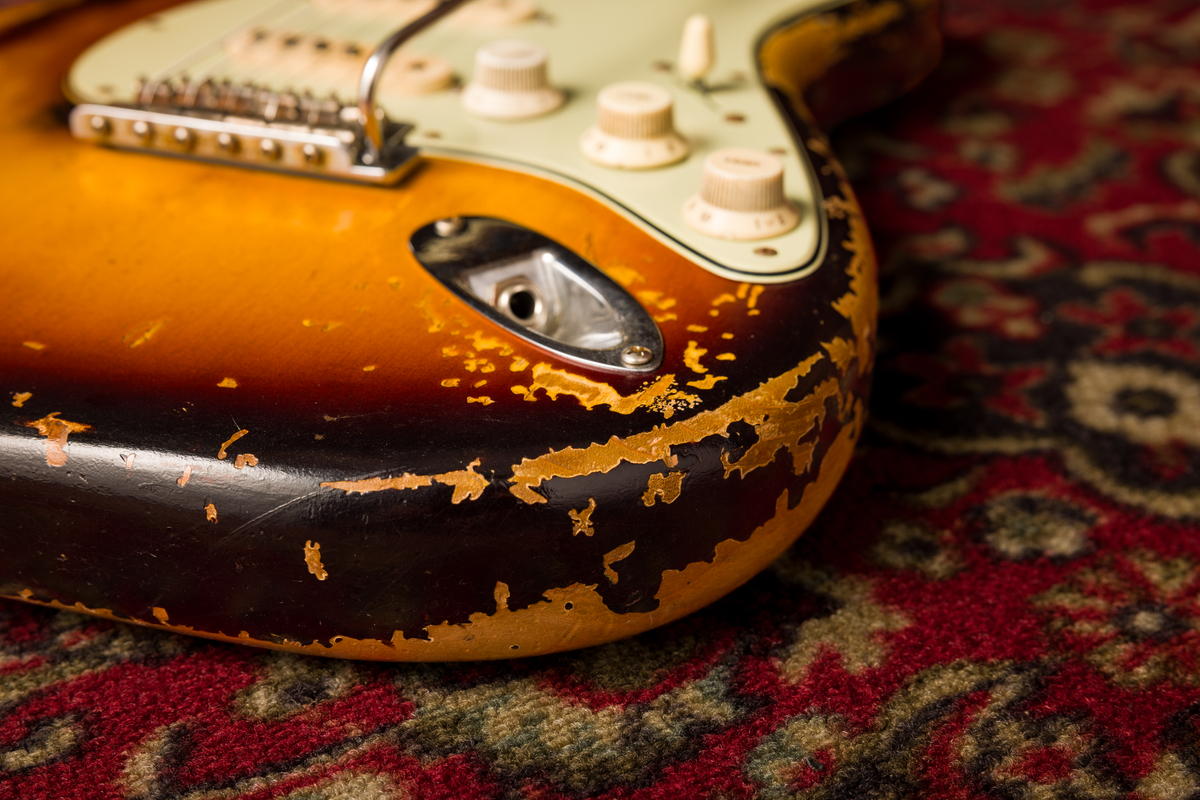 Fender Custom Shop John Frusciante Masterbuilt P.waller 3s Trem Rw - Heavy Relic 3-color Sunburst - Signature electric guitar - Variation 7